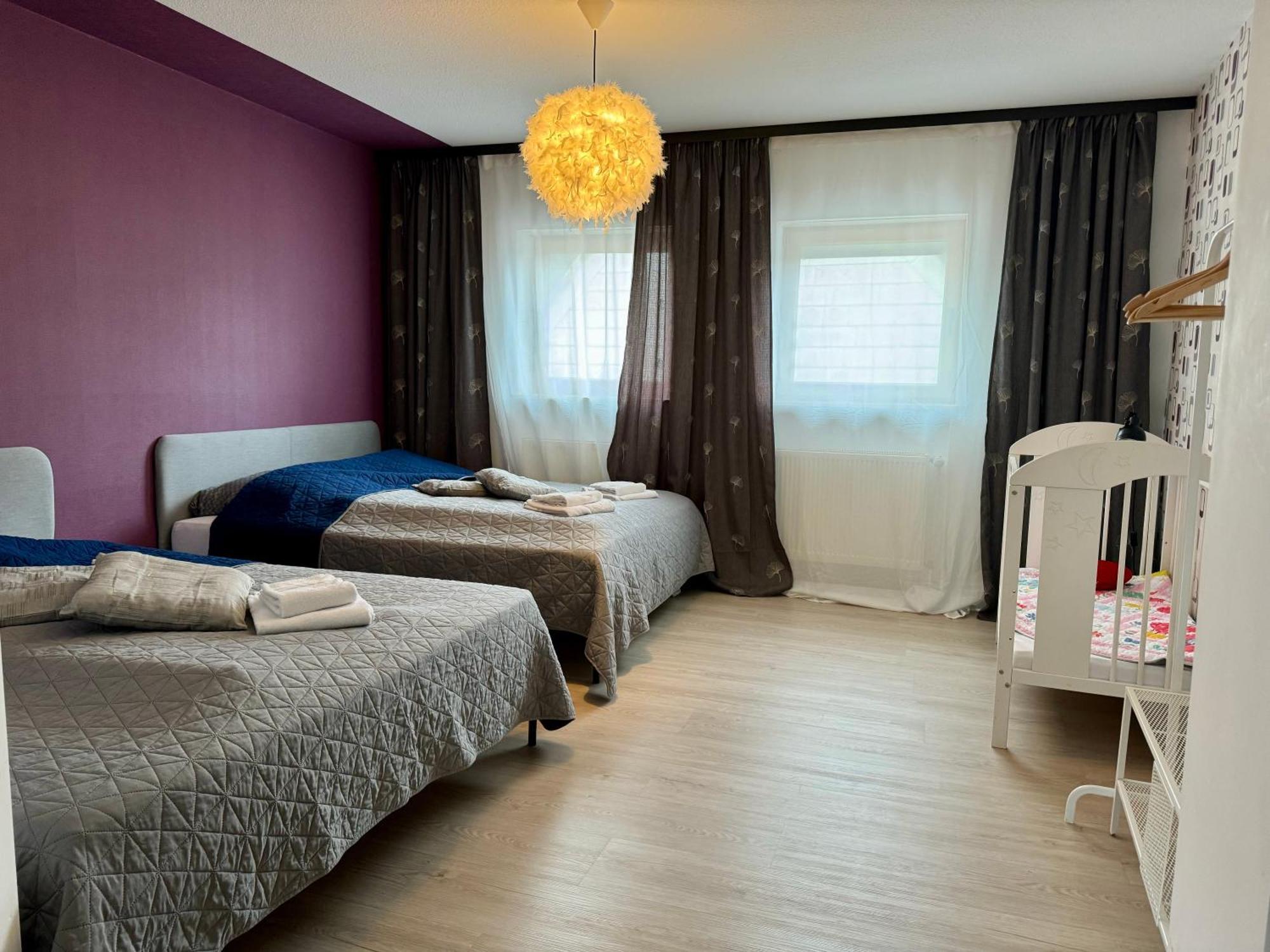 Bookeinfach Bad Ems - Private - Sauna Jacuzzi Whirlpool Swimmingpool Alahna Sup Beachvolleyball Billiards Ping Pong Cinema Theater Music Disco Ball Bbq Und Parkplaetze מראה חיצוני תמונה