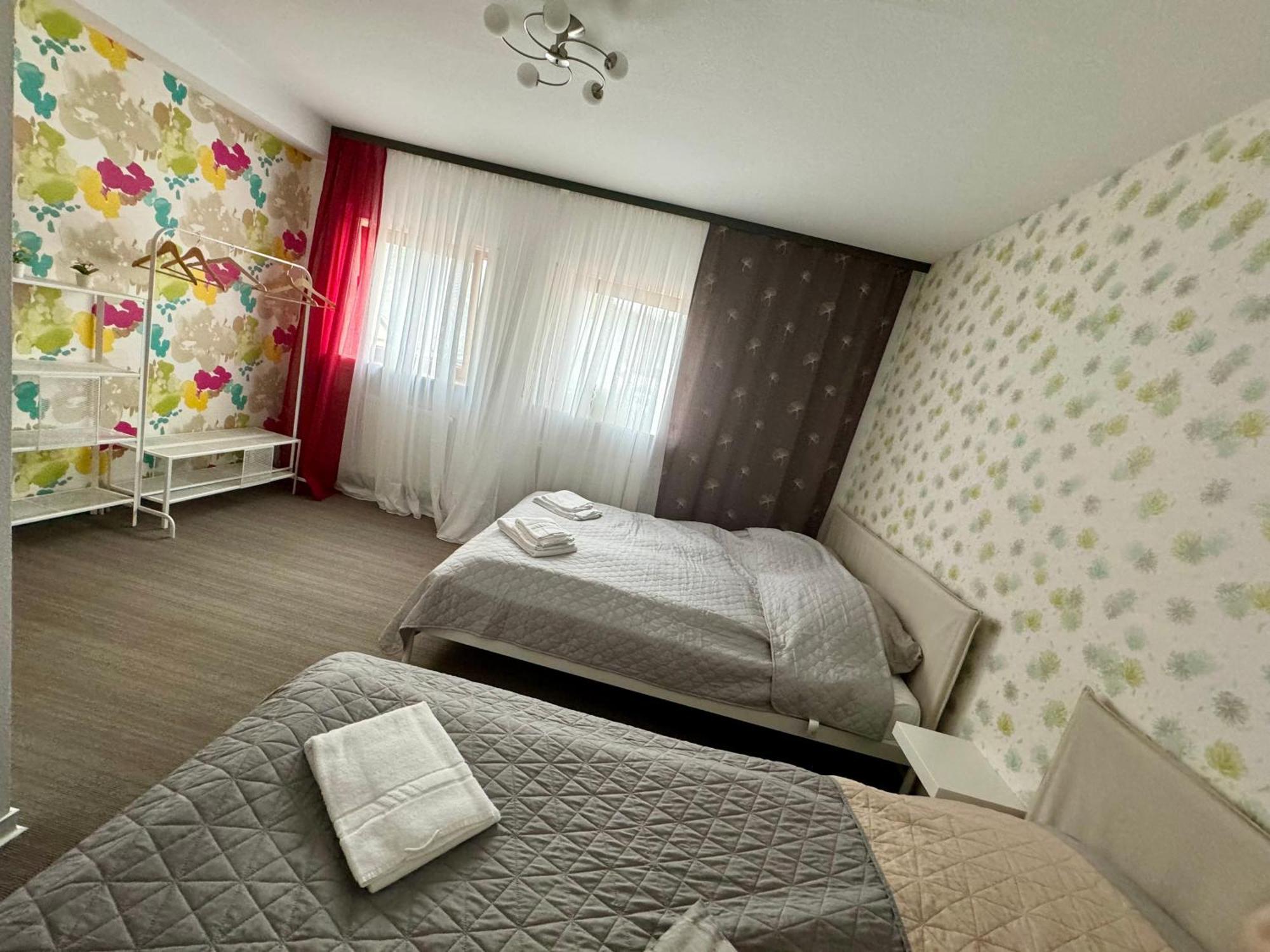 Bookeinfach Bad Ems - Private - Sauna Jacuzzi Whirlpool Swimmingpool Alahna Sup Beachvolleyball Billiards Ping Pong Cinema Theater Music Disco Ball Bbq Und Parkplaetze מראה חיצוני תמונה