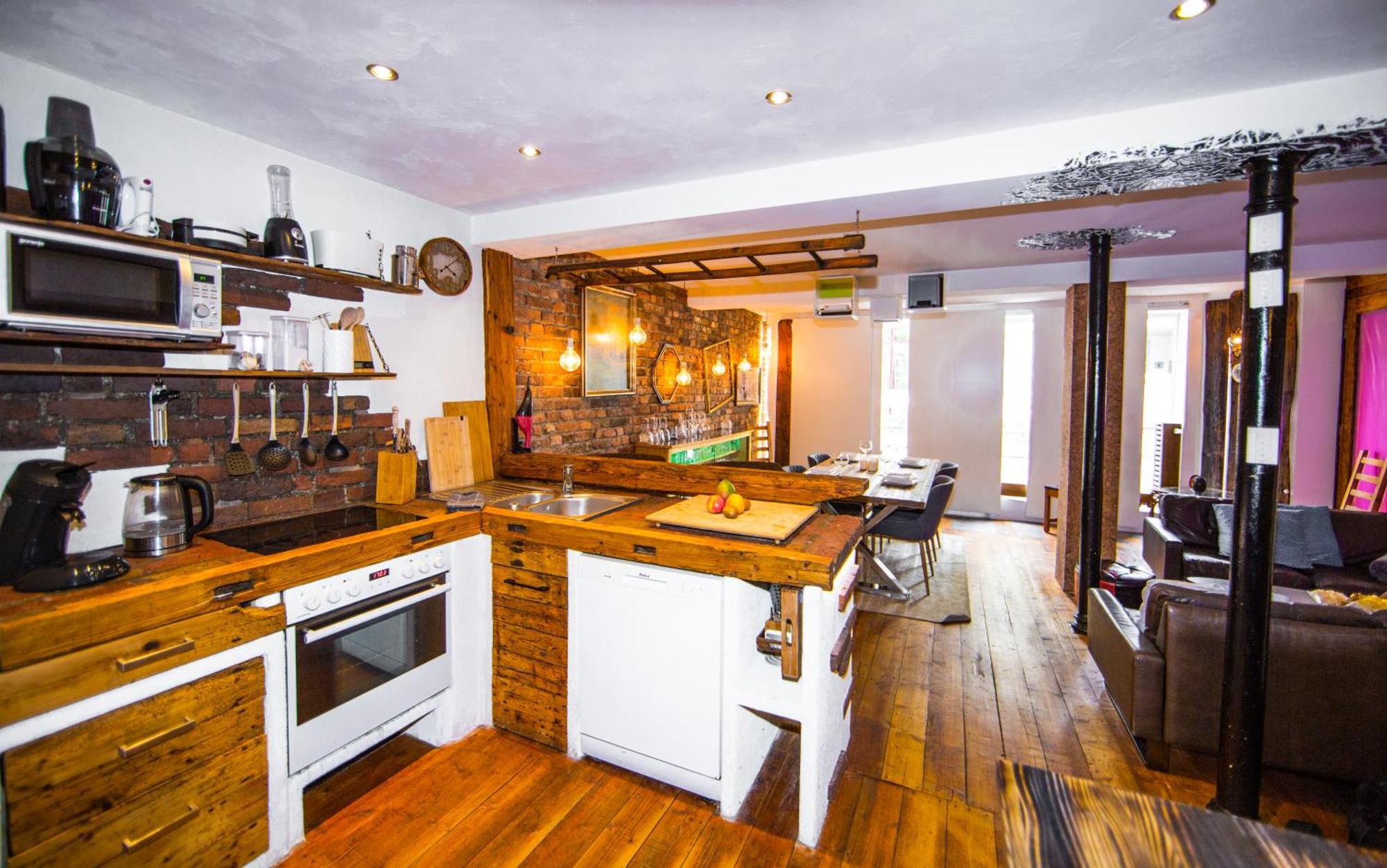 Bookeinfach Bad Ems - Private - Sauna Jacuzzi Whirlpool Swimmingpool Alahna Sup Beachvolleyball Billiards Ping Pong Cinema Theater Music Disco Ball Bbq Und Parkplaetze מראה חיצוני תמונה