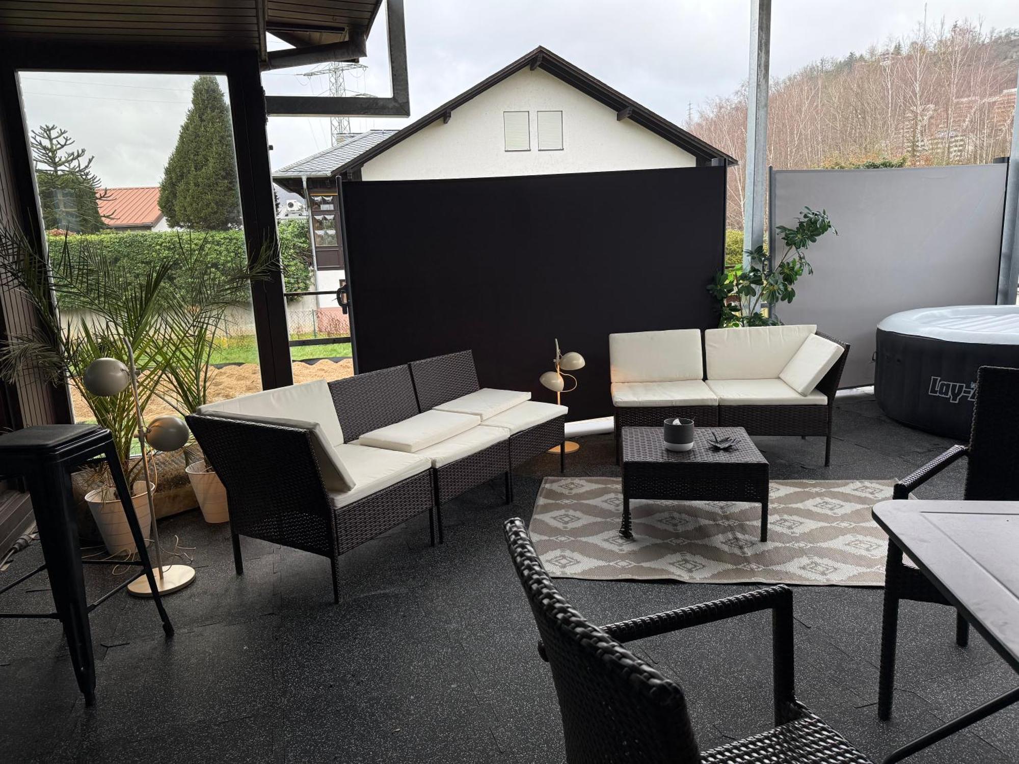 Bookeinfach Bad Ems - Private - Sauna Jacuzzi Whirlpool Swimmingpool Alahna Sup Beachvolleyball Billiards Ping Pong Cinema Theater Music Disco Ball Bbq Und Parkplaetze מראה חיצוני תמונה