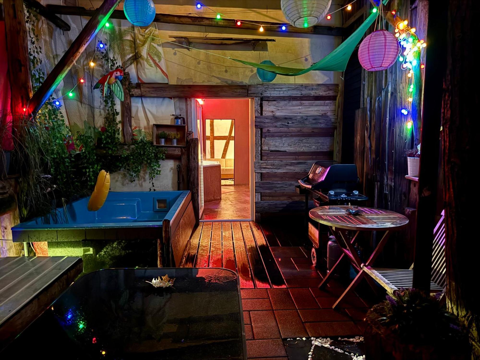 Bookeinfach Bad Ems - Private - Sauna Jacuzzi Whirlpool Swimmingpool Alahna Sup Beachvolleyball Billiards Ping Pong Cinema Theater Music Disco Ball Bbq Und Parkplaetze מראה חיצוני תמונה