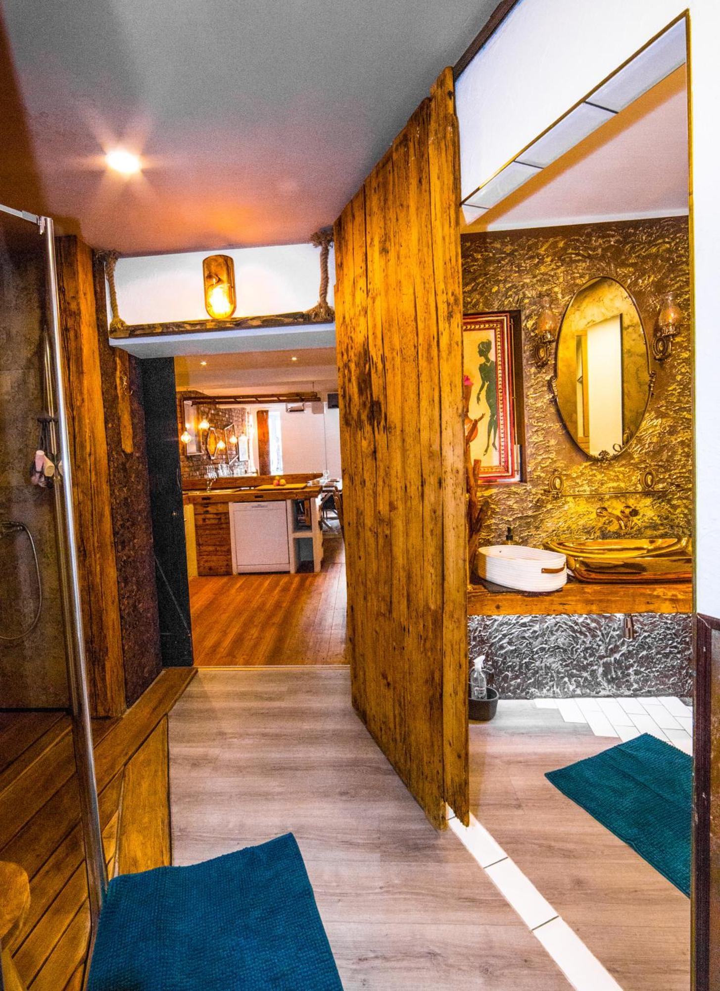 Bookeinfach Bad Ems - Private - Sauna Jacuzzi Whirlpool Swimmingpool Alahna Sup Beachvolleyball Billiards Ping Pong Cinema Theater Music Disco Ball Bbq Und Parkplaetze חדר תמונה