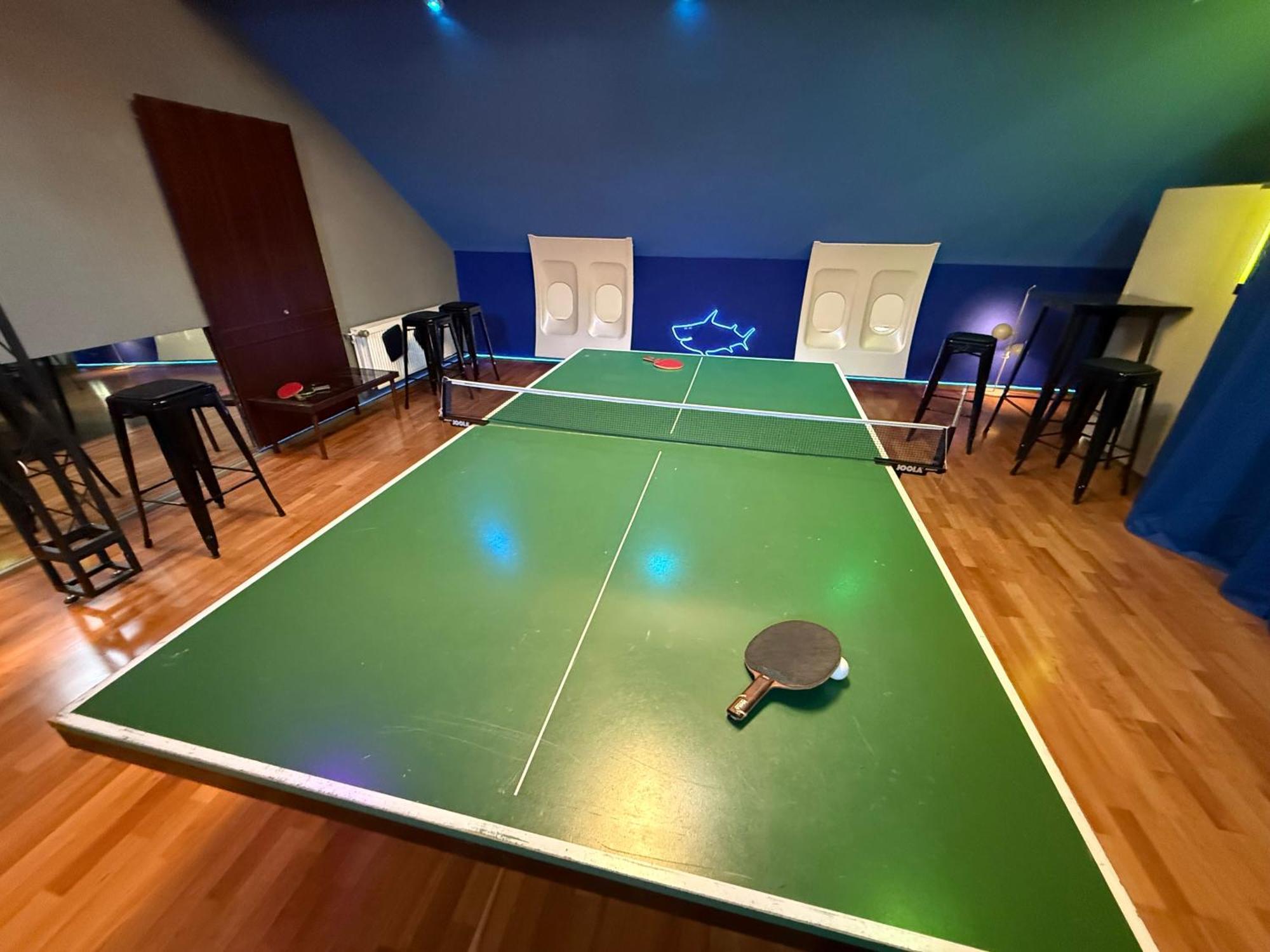 Bookeinfach Bad Ems - Private - Sauna Jacuzzi Whirlpool Swimmingpool Alahna Sup Beachvolleyball Billiards Ping Pong Cinema Theater Music Disco Ball Bbq Und Parkplaetze מראה חיצוני תמונה