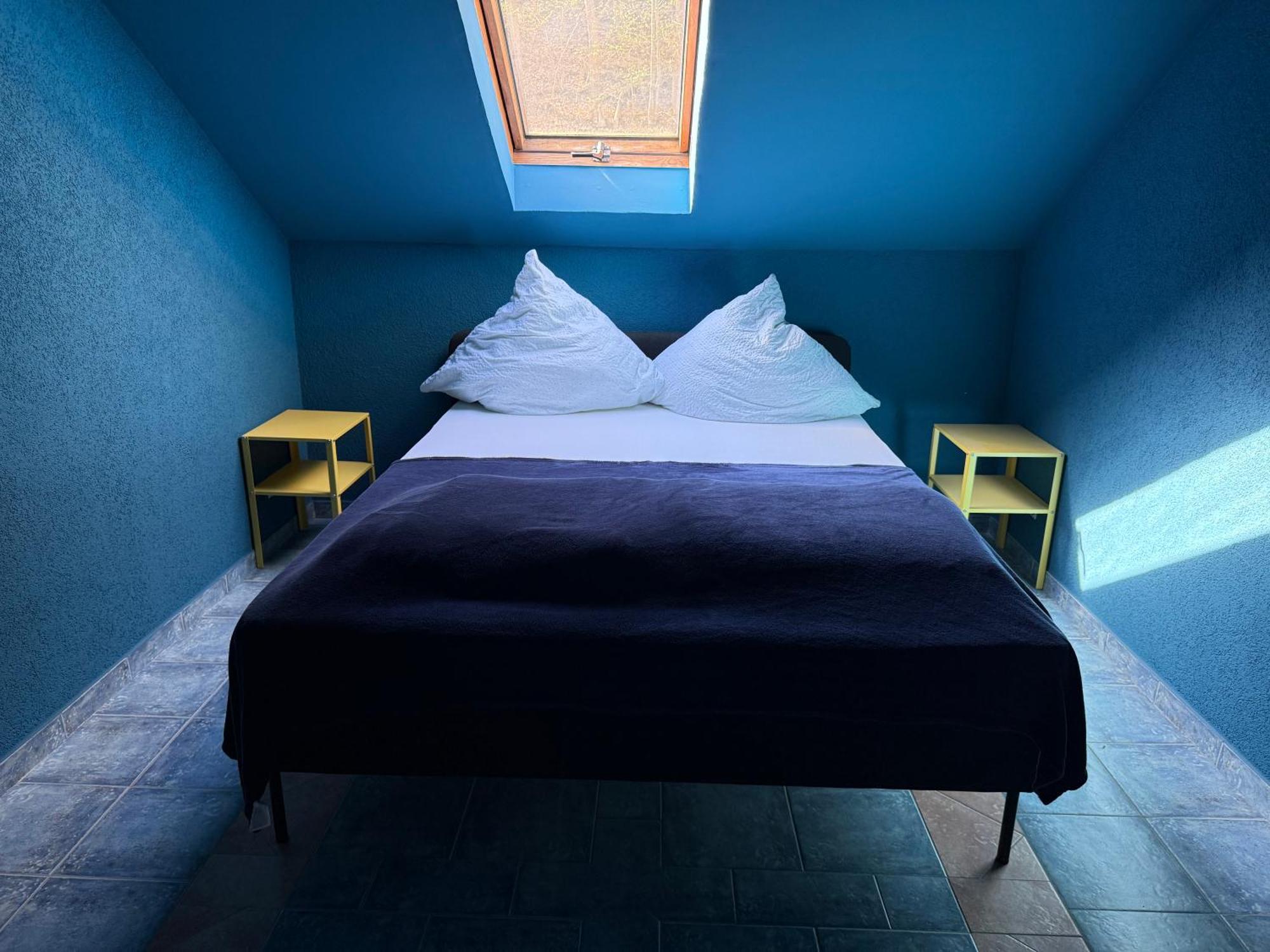 Bookeinfach Bad Ems - Private - Sauna Jacuzzi Whirlpool Swimmingpool Alahna Sup Beachvolleyball Billiards Ping Pong Cinema Theater Music Disco Ball Bbq Und Parkplaetze חדר תמונה